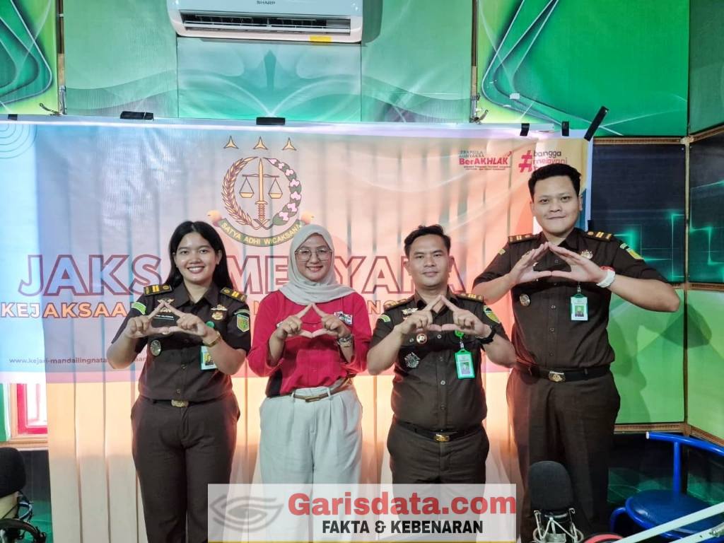 Jaksa Menyapa di Radio Start FM, Kejari Mandailing Natal Tegaskan Bahaya Narkotika dan Kekerasan Seksual bagi Generasi Muda