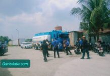 Tim Gabungan Menggrebek Gudang Penimbunan Solar Ilegal