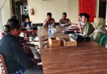 DPP Kp.KUM-HAM Dampingi Riswan Mura Hadiri Undangan Mediasi Polsek Banjar Agung Dalam Tahap Mediasi, Namun Tidak Membuah Kan Hasil Yang Diharapkan Kerena Suherman Mengebrak Meja Dengan Suara Tinggi