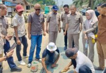 Komisi III DPRD Tulang Bawang Tuding Proyek Jalan Simpang Wali Gedung Aji Tipu-Tipu, PWI dan LSM Apresiasi